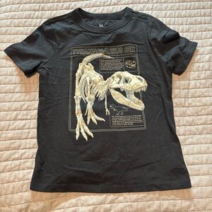 NWT GAP Black T-Rex Skeleton Tee